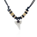Collier Surfeur Dent de Requin